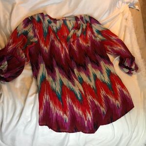 Bold quarter length blouse